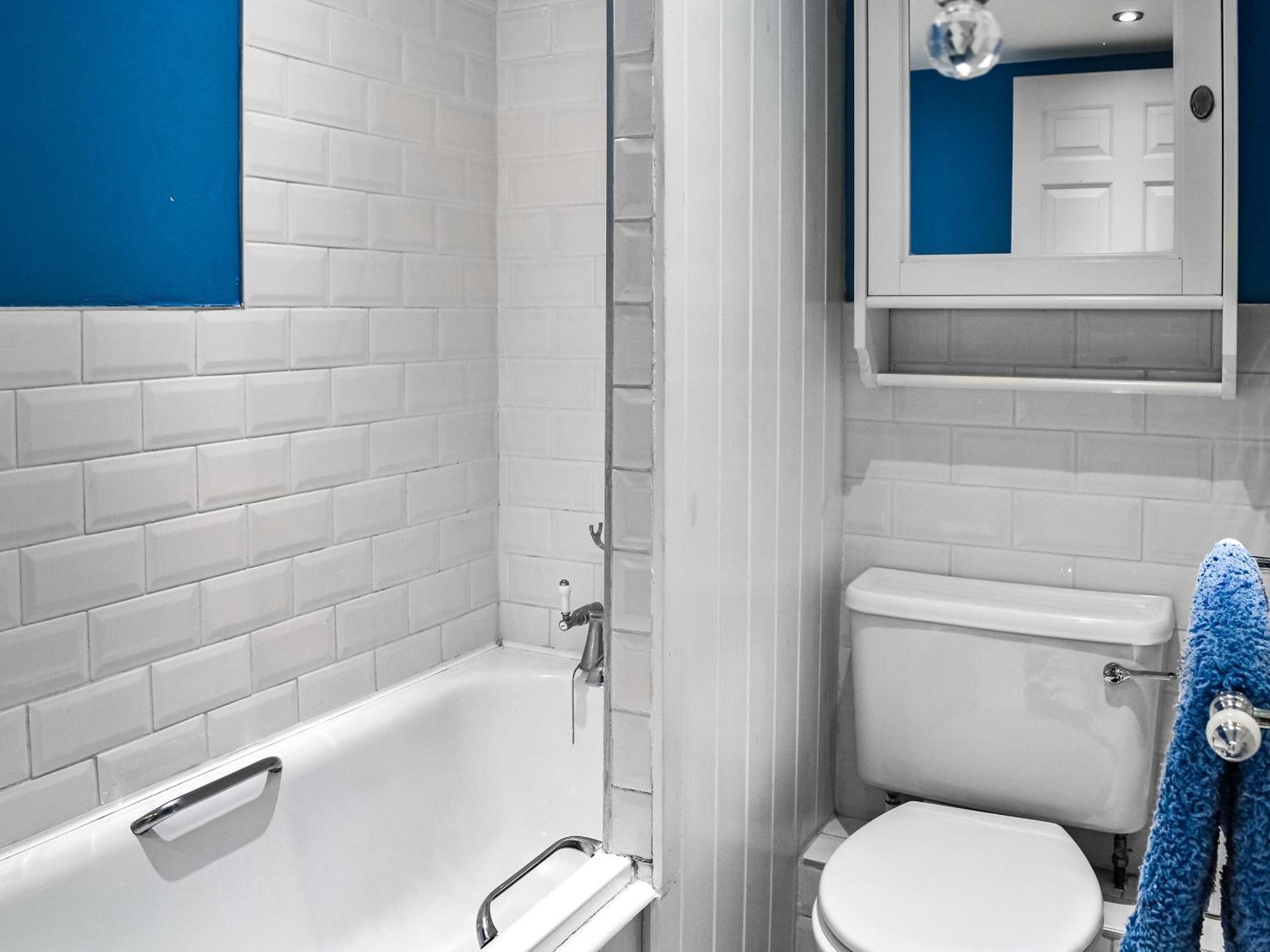 County House Apartment - 27911 يورك المظهر الخارجي الصورة